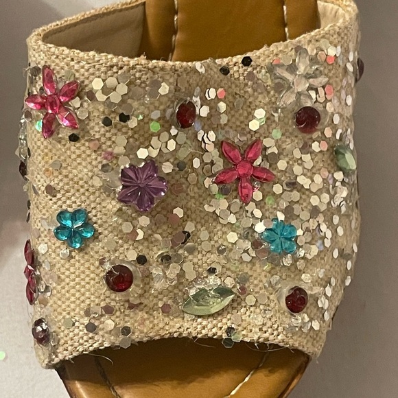 “Bamboo” Tan Sandals - Picture 8 of 9